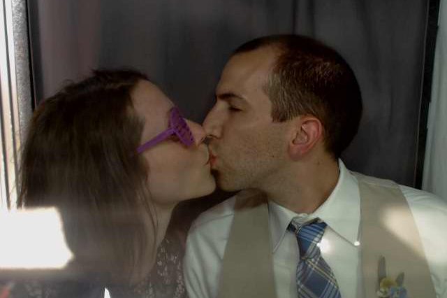 Photo Booth Kiss